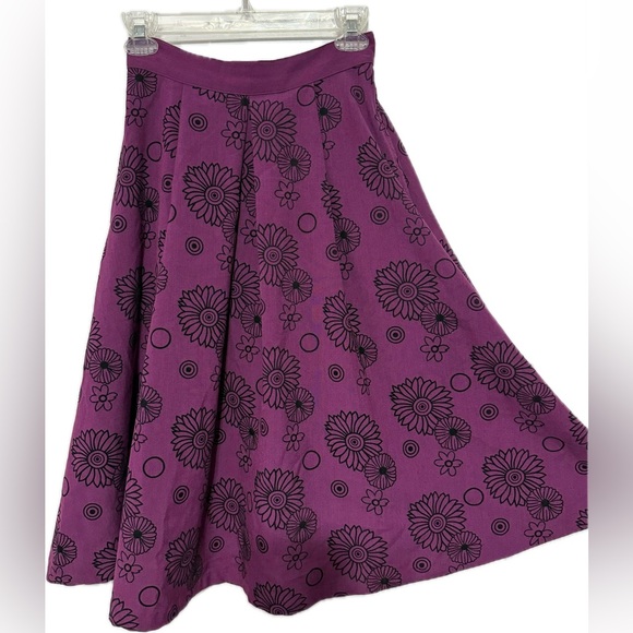 Bettie Page Dresses & Skirts - Retro 1950s Bettie Page Purple Floral Midi Skirt
